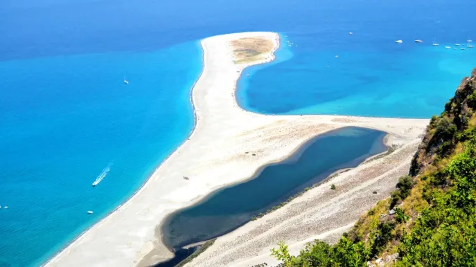 sicilia insolita alla scoperta dei laghetti di marinello
